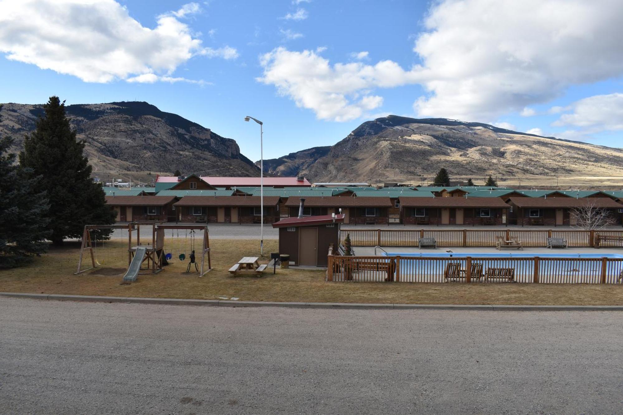 Big Bear Motel Cody Exterior photo